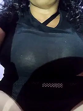 Chat +18 de Amarantha25 ao vivo