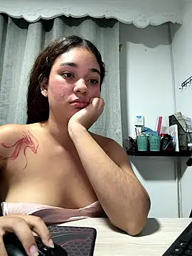 lana_rousse01 élő XXX-chatje