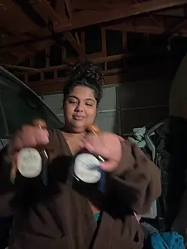 1n0nlythroat Live XXX Chat