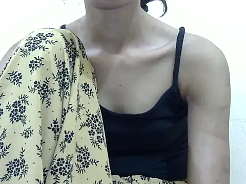 Anu_tiny's Live XXX Chat