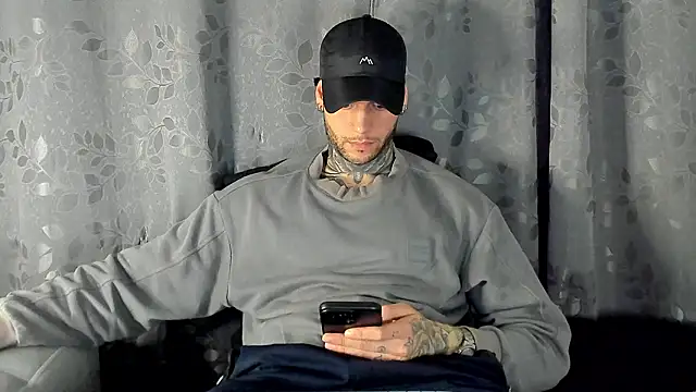 _jamesleandros1's Live XXX Chat