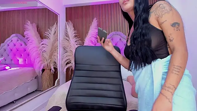 SelenaStonne – Naživo XXX chat