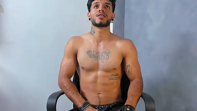 JuanBlade Live XXX-Chat
