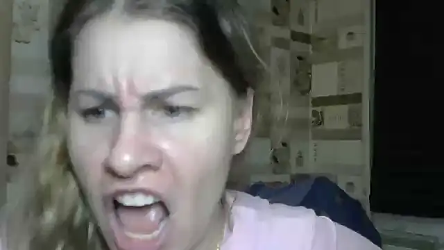 Chat XXX ao vivo de TherestlessKitty