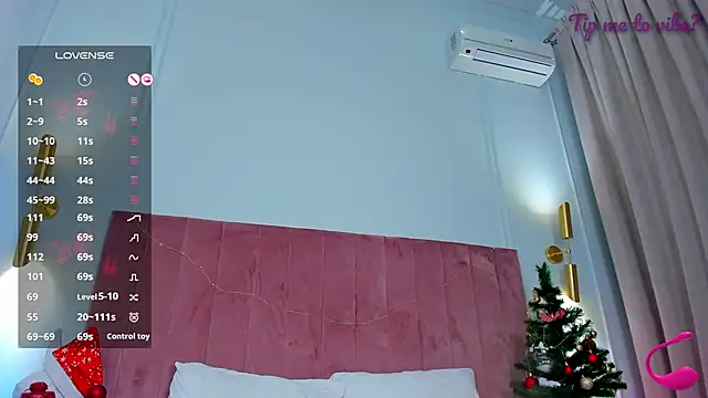 Mayzzie's Live XXX Chat