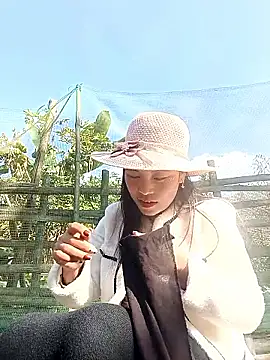 Alice-567n Live XXX chat