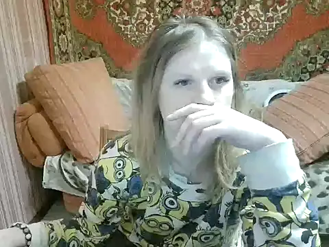 Kathlyn__Heath Adlı Modelin Canlı XXX Sohbeti