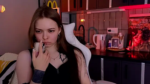 doll_lol_'s Live XXX Chat