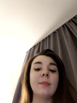 caressyourselfのライブXXXチャット