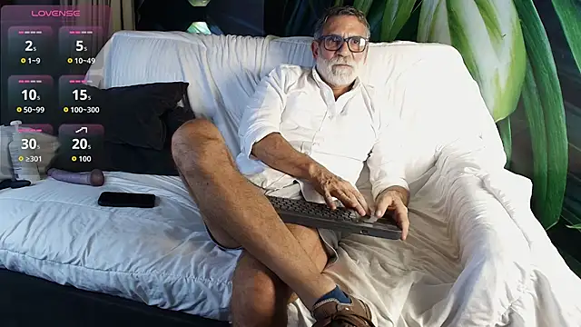 LukeCrews' Webcam Show