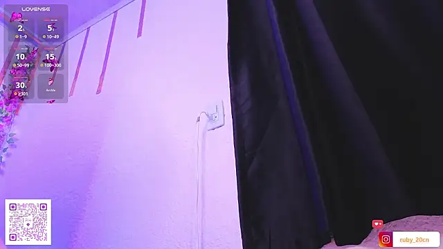 Ruby-conner2 – Naživo XXX chat