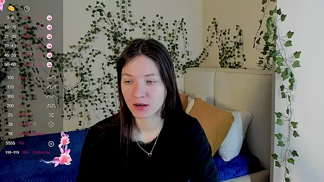 ChillGato Adlı Modelin Canlı XXX Sohbeti