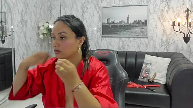 AlexandraMilff Adlı Modelin Canlı XXX Sohbeti