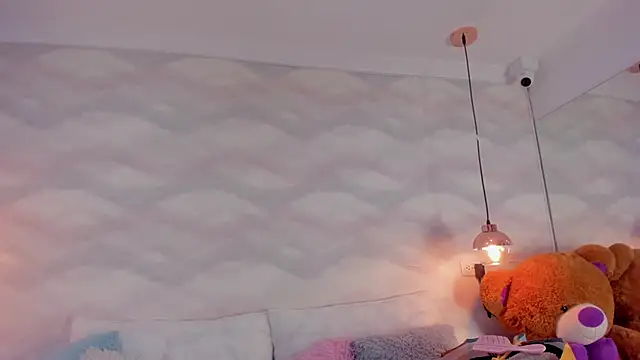 jazlin_angels1's Live XXX Chat