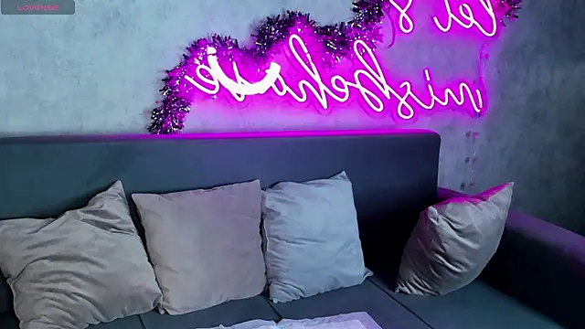 Kessi_Millisis Adlı Modelin Canlı XXX Sohbeti