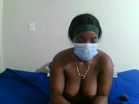 Blackmomma live XXX chat