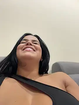 AliceStarshine live XXX chat