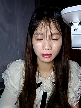 Vitamin-Heart0's Live XXX Chat