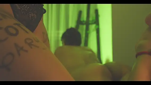 LorenRosseのライブXXXチャット