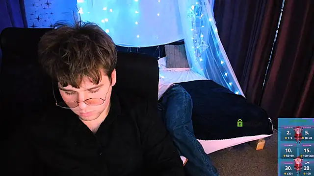 دردشة lucas_long_ الجنسية المباشرة