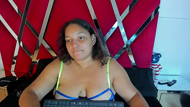 gigixht: онлайн-секс-чат