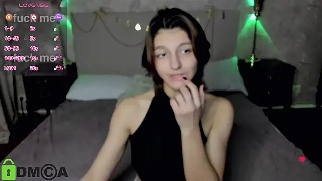 A_Skyy's Live XXX Chat