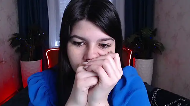 KisaModel's Live XXX Chat