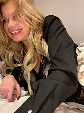 Chat +18 de Lisavontease ao vivo