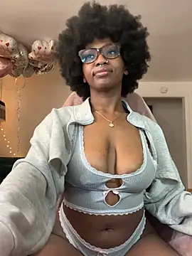 XXX chat uživo modela mochamimi