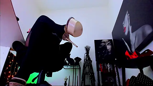 MistressDemisweet's Live XXX Chat