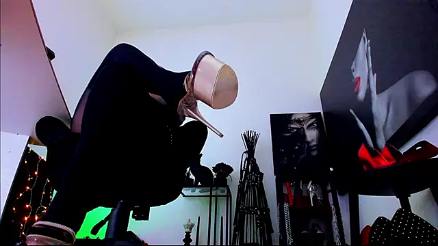 MistressDemisweet's Live XXX Chat