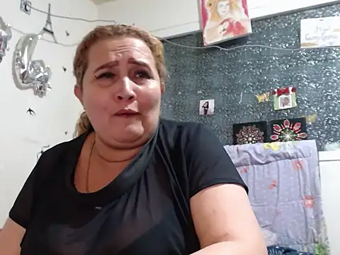 XXX chat uživo modela Perla1981--