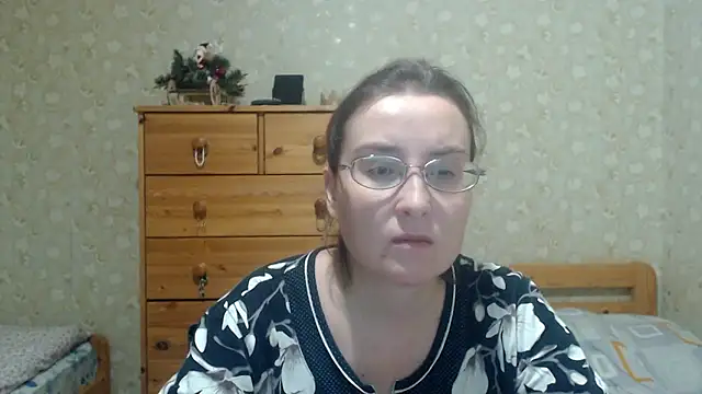 Smart_Rose Adlı Modelin Canlı XXX Sohbeti