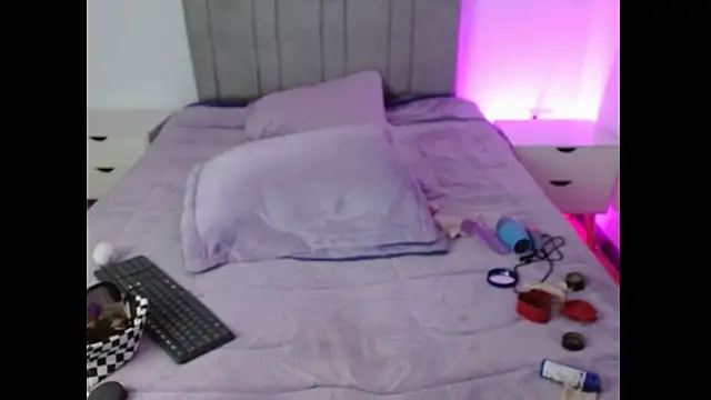 eilynro's Live XXX Chat