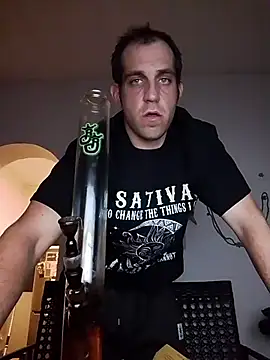 Codymc89 即時 XXX 聊天