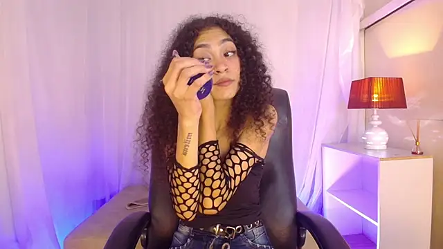 Chatroom XXX en direct de Aurora_ath