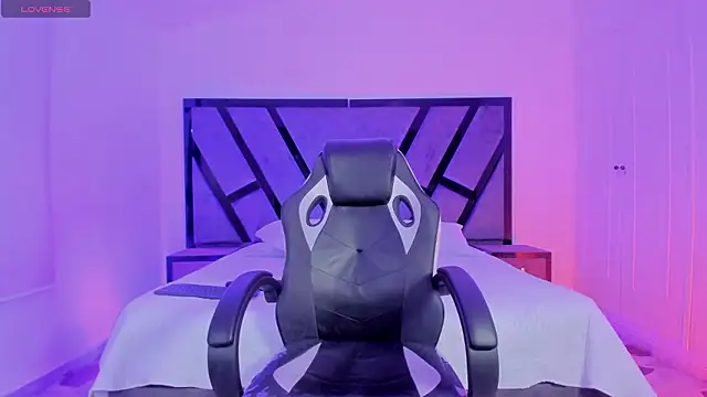 Онлайн чат XXX Agathaargent_