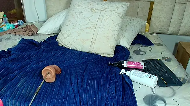 Baby_Scarleth_ 现场XXX聊天