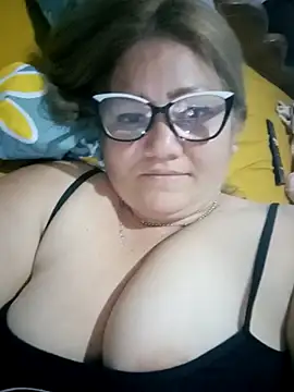 Chat +18 de Carlotaazul ao vivo