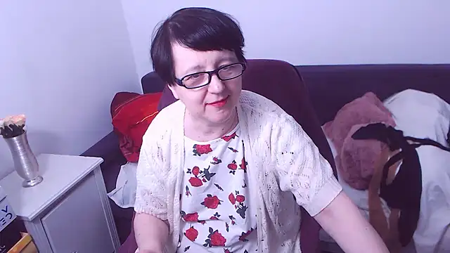 ChristaRose: онлайн-секс-чат