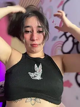 Sophie_LS Chat XXX in diretta