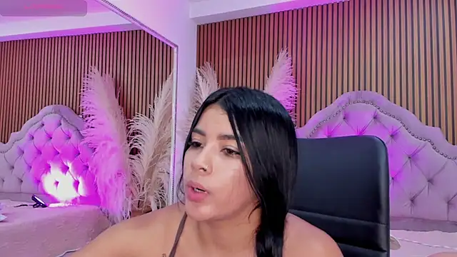 SelenaStonne 现场XXX聊天