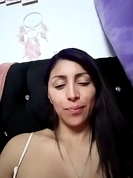 tiffani__love 现场XXX聊天