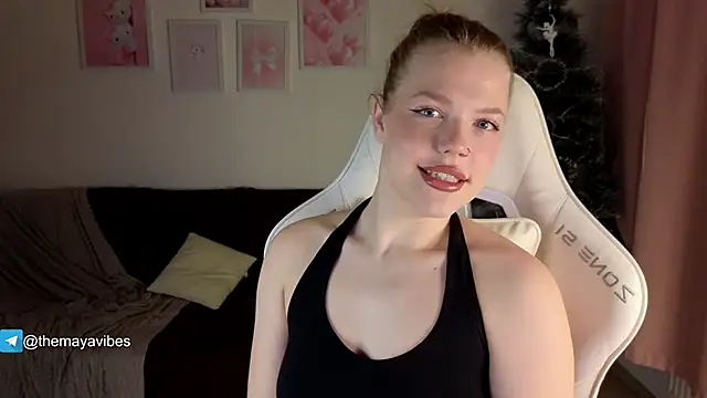 Chat XXX en directo de Maya_Rave