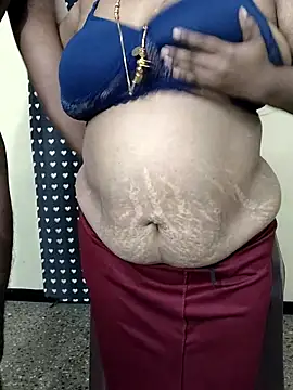 Yoursriya25's Live XXX Chat