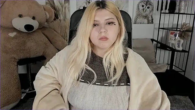 DiaAngell's Live XXX Chat