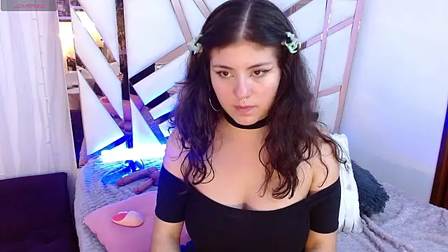 hannia_baileys' Live XXX Chat