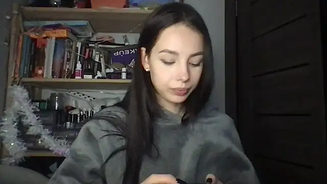 Yuna5343's Live XXX Chat