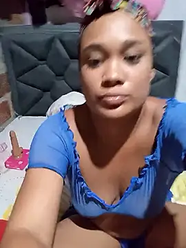 dahian_charlote02's Live XXX Chat