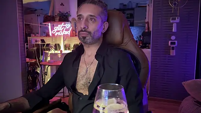 Secret_Lovers1's Live XXX Chat